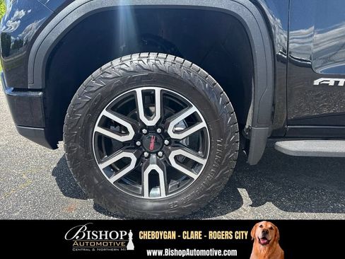 Used 2025 GMC Sierra 1500 AT4 w/ AT4 Premium Package AWD/4WD image 20
