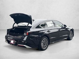 Certified 2025 Hyundai Sonata Limited FWD video 2