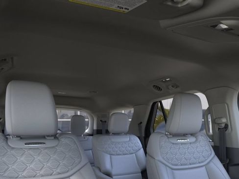 New 2026 Ford Explorer Platinum w/ LUX Leather Package AWD/4WD image 22