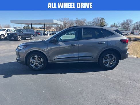 Used 2023 Ford Escape ST-Line w/ Tech Pack #1 image 7