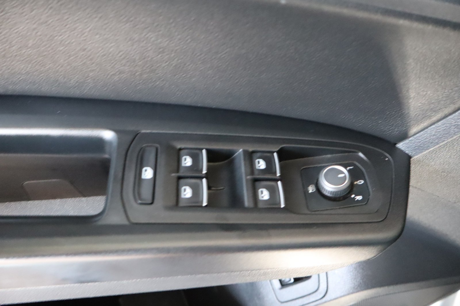 Used 2018 Jeep Wrangler Unlimited Sport S AWD/4WD image 19