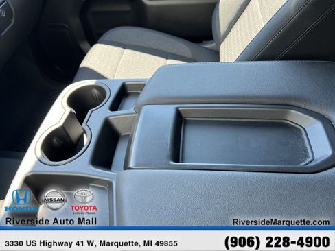 Used 2022 Chevrolet Silverado 1500 LT AWD/4WD image 20