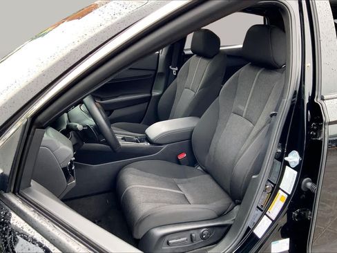 Used 2025 Honda Accord Sport image 8
