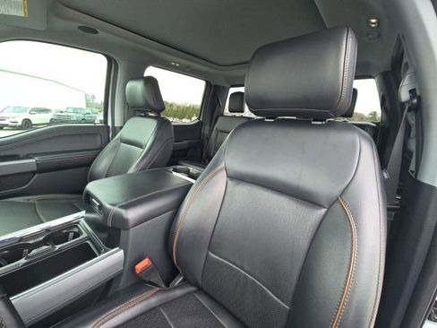 Used 2025 Ford F450 Lariat w/ Lariat Ultimate Package image 22