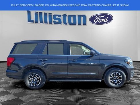 Used 2024 Ford Expedition XLT image 2