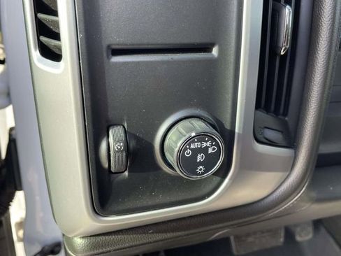 Used 2018 GMC Sierra 1500 SLT w/ SLT Premium Package image 16