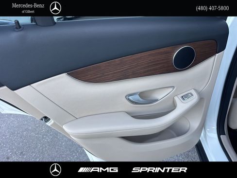 Used 2021 Mercedes-Benz GLC 300 image 20