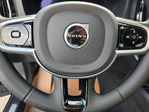 New 2026 Volvo XC60 B5 Ultra w/ Protection Package Premier image 26