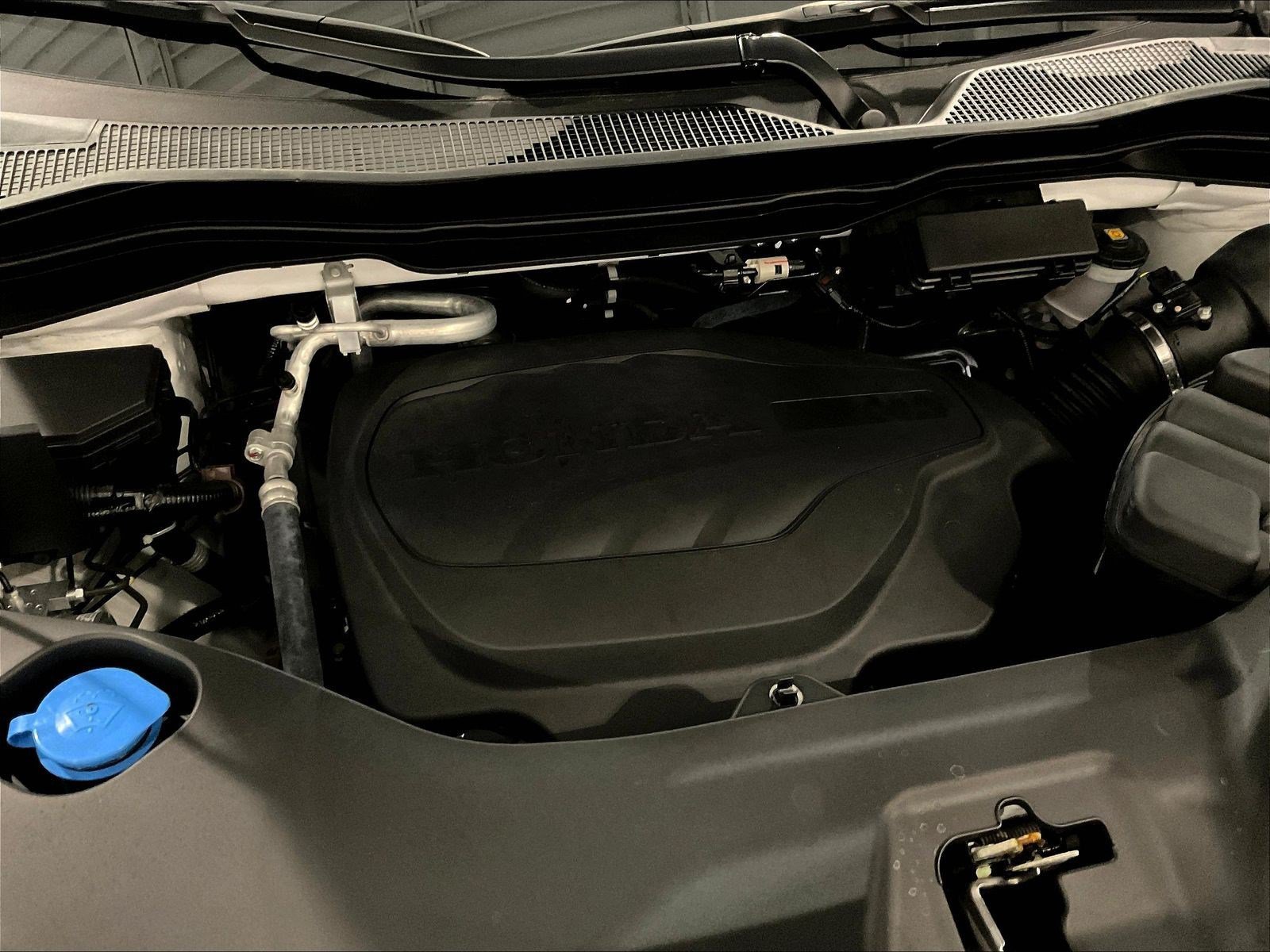 Certified 2025 Honda Ridgeline RTL+ image 32