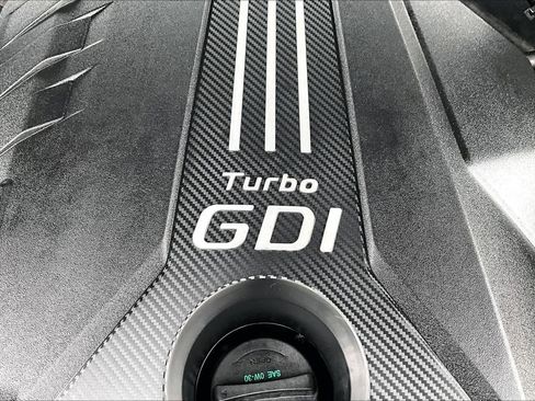 Used 2023 Genesis G70 2.0T RWD image 33