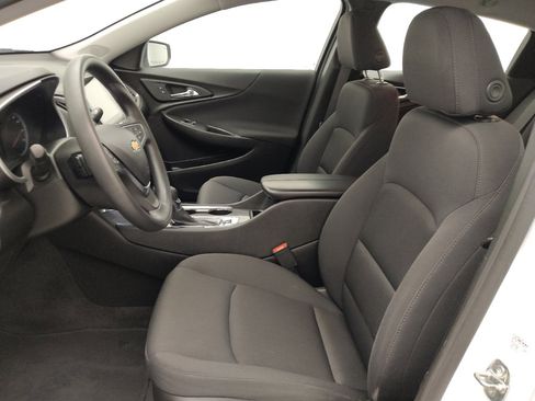 Used 2022 Chevrolet Malibu LT FWD image 17