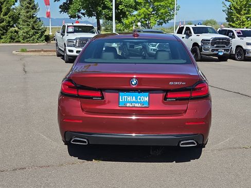 Used 2023 BMW 530e RWD image 13