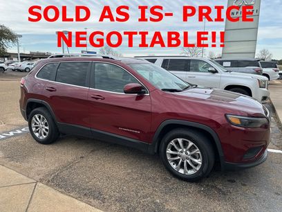 Used 2019 Jeep Cherokee Latitude w/ Popular Appearance Group