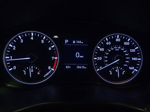 Used 2019 Hyundai Santa Fe SE AWD/4WD image 23