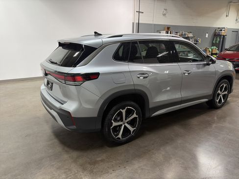 New 2026 Volkswagen Tiguan SE image 3