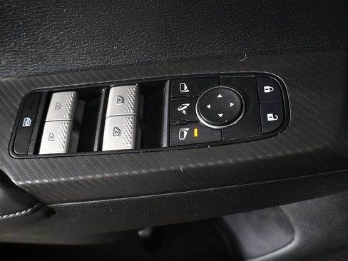 Used 2024 Mitsubishi Outlander SE FWD image 35
