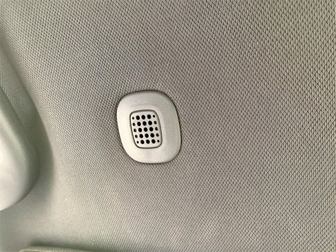 Used 2023 Jeep Grand Cherokee Limited image 44