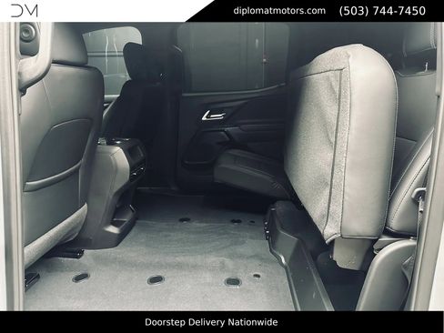 Used 2026 Chevrolet Silverado EV LT AWD/4WD image 25