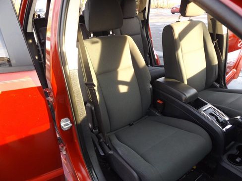 Used 2010 Dodge Journey SXT w/ Flexible Seating Group image 20