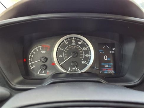 Used 2022 Toyota Corolla LE image 20