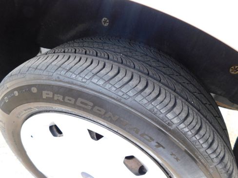 Used 2018 Ford Transit Connect XL image 10