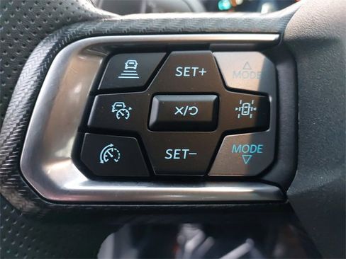 Used 2024 Ford Mustang Premium image 17