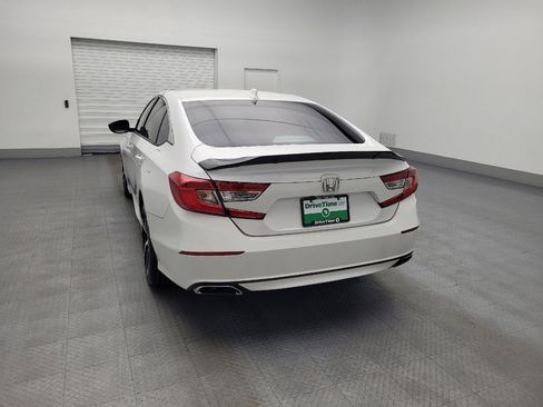 Used 2018 Honda Accord Sport image 6