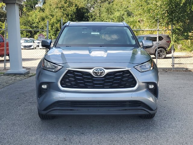 Used 2020 Toyota Highlander XLE FWD image 14