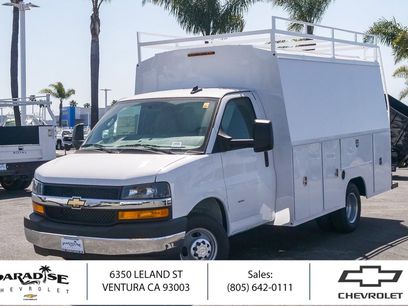 New 2025 Chevrolet Express 3500 w/ Power Convenience Package