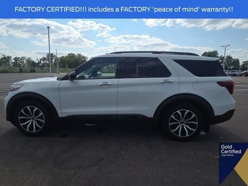 Used 2022 Ford Explorer ST-Line AWD/4WD image 18