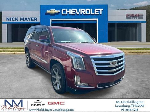 Used 2017 Cadillac Escalade Premium Luxury AWD/4WD image 1
