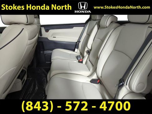 New 2026 Honda Odyssey Touring image 24