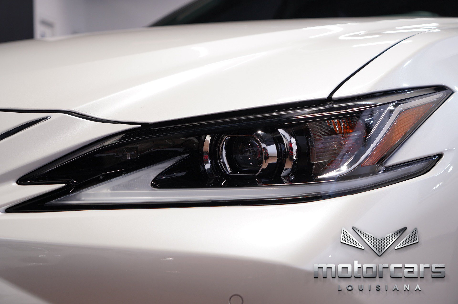 Used 2024 Lexus ES 350 w/ Premium Package FWD image 11