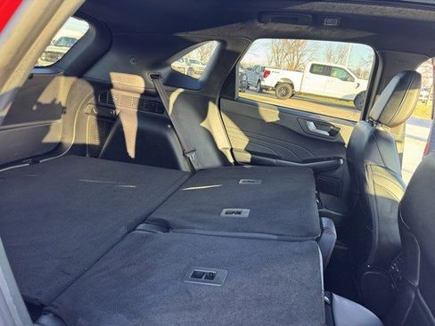 Used 2024 Ford Escape ST-Line image 32