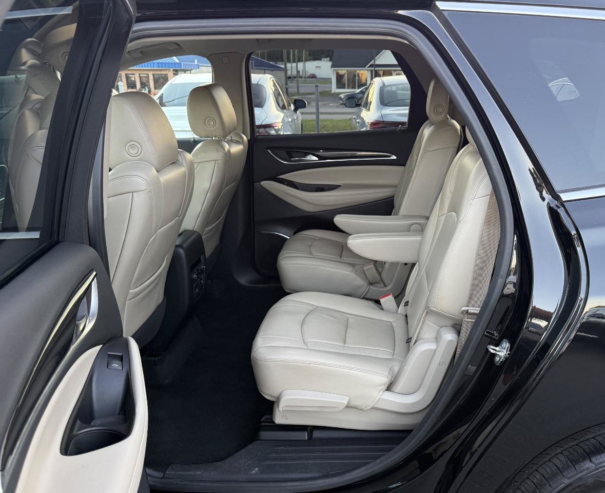 Used 2018 Buick Enclave Premium w/ Experience Buick Package AWD/4WD image 10