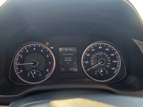 Used 2020 Hyundai Elantra SE FWD image 14