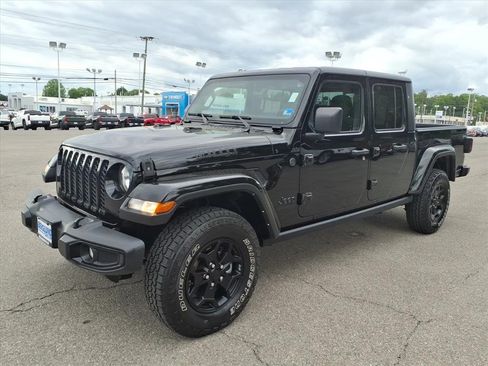 Used 2022 Jeep Gladiator Sport AWD/4WD image 7