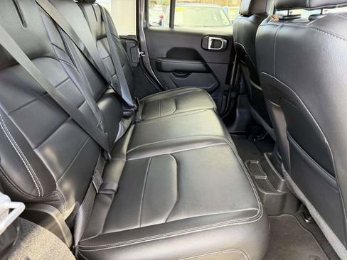 Used 2021 Jeep Wrangler Unlimited Sahara w/ Cold Weather Group image 19