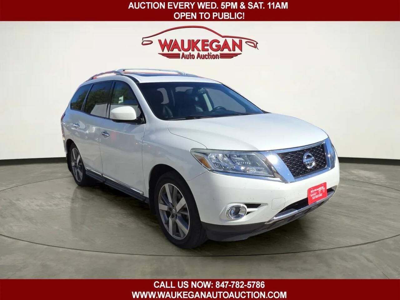 Used 2013 Nissan Pathfinder Platinum w/ Platinum Premium Pkg AWD/4WD image 2