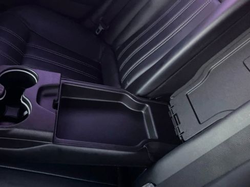 Used 2013 Chrysler 300 S image 26