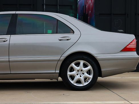 Used 2006 Mercedes-Benz S 430 4MATIC image 28