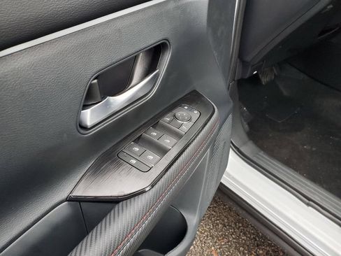 New 2026 Nissan Kicks SR FWD image 14