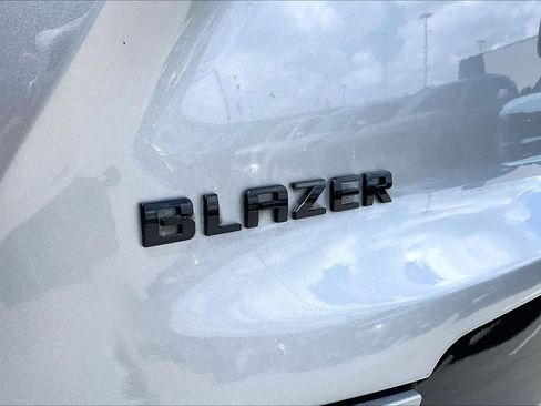 Used 2023 Chevrolet Blazer RS w/ Enhanced Convenience Package FWD image 30