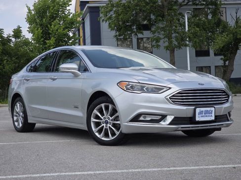 Used 2017 Ford Fusion Energi Titanium FWD image 2