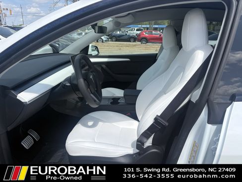 Used 2024 Tesla Model Y Performance AWD/4WD image 8