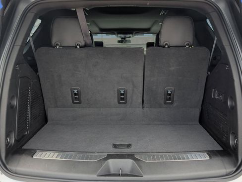Used 2024 Chevrolet Tahoe RST w/ Luxury Package RWD image 28