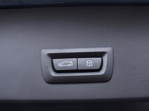 Used 2025 BMW X3 xDrive30i w/ Premium Package image 18