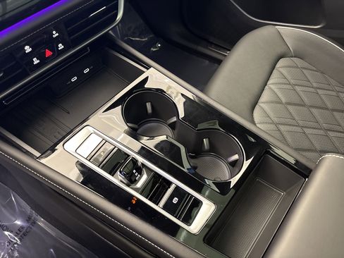 Used 2026 Volkswagen Atlas SEL Premium R-Line image 22