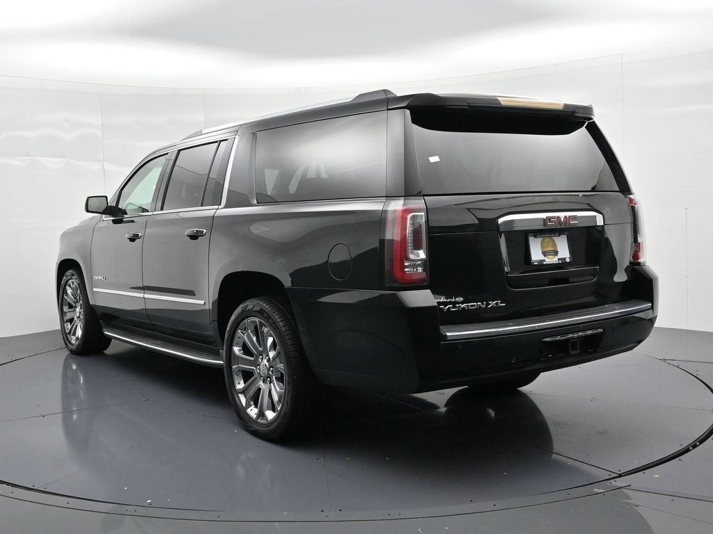 Used 2016 GMC Yukon XL Denali w/ Open Road Package AWD/4WD image 8