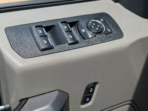 Used 2020 Ford F150 XLT w/ Equipment Group 302A Luxury RWD image 22